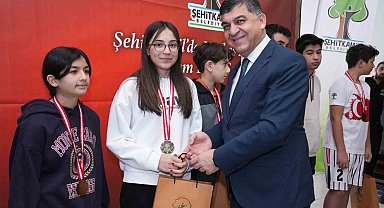 Tatilde, moral deposu etkinler devam ediyor