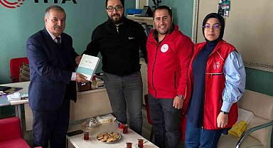 Tatvan Gençlik Merkezi gazetecileri unutmadı