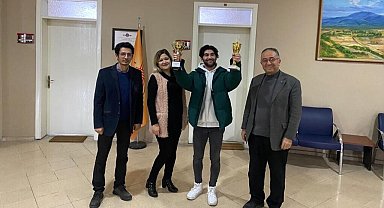 Tavşanlı MYO'da turnuvalarda dereceye giren takımlara kupaları verildi