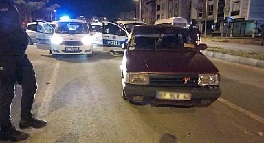 Tekirdağ'da aksiyon dolu kovalamaca kazayla bitti: Neden kaçtın sorusuna, "Ehliyetim yoktu" dedi