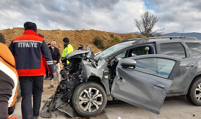 Tokat'ta bir cip kamyona ok gibi saplandı: 1 yaralı