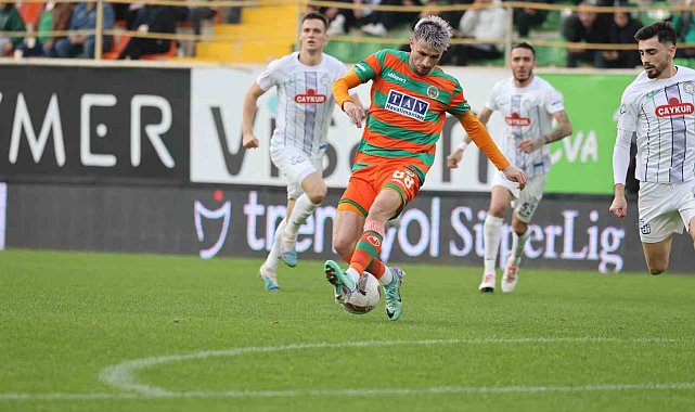 Trendyol Süper Lig: Alanyaspor: 2 - Çaykur Rizespor: 1