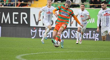 Trendyol Süper Lig: Alanyaspor: 2 - Çaykur Rizespor: 1