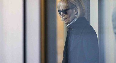 Trump'ın E. Jean Carroll ile davasında bugünkü duruşma jüri üyesinin hastalığı nedeniyle ertelendi
