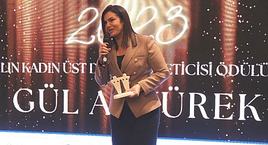 TÜİOSB Başkanı Akyürek Balta'ya 'yılın kadın üst düzey yöneticisi' ödülü