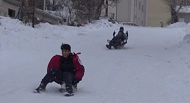 Tunceli'nin 5 ilçesinde okullara kar tatili