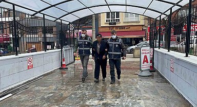 Türk bayrağını indiren şahıs adliyede