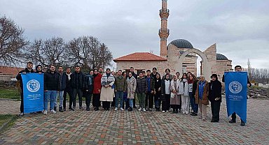 Türk Ocakları Eskişehir Şubesi Gençlik Kolları kültür gezisi düzenledi