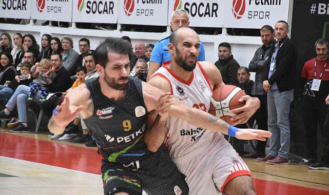 Türkiye Sigorta Basketbol Süper Ligi: Aliağa Petkimspor: 76 - Bahceşehir Koleji : 61