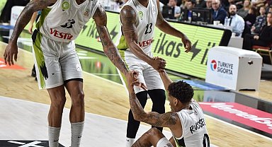 Türkiye Sigorta Basketbol Süper Ligi: Manisa BBSK: 80 - Galatasaray: 83