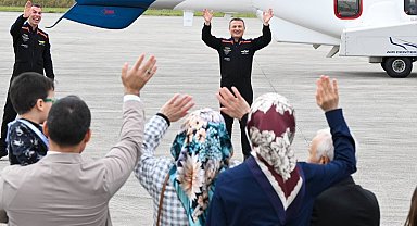 Türkiye'nin ilk astronotu Alper Gezeravcı'nın uzay yolculuğuna saatler kaldı