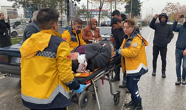 Üç aracın karıştığı zincirleme kazada 1 kişi yaralandı
