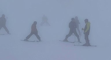 Uludağ'da göz gözü görmüyor