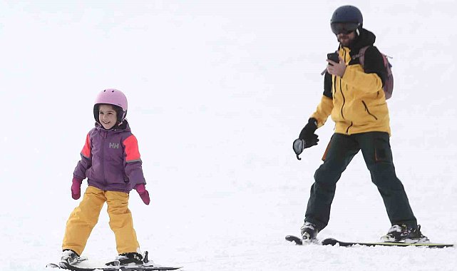 Uludağ'da kayak sezonu resmen açıldı