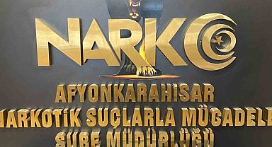 Uyuşturucu ile yakalanan 2 kişi gözaltına alındı