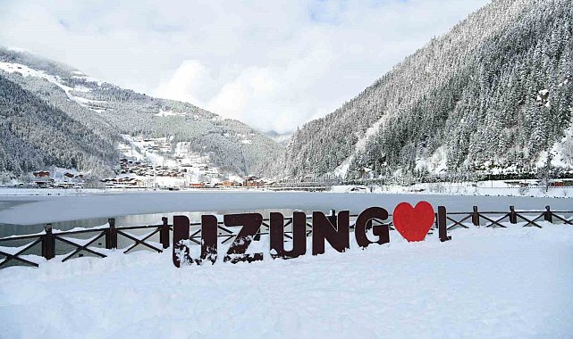 Uzungöl buz tuttu