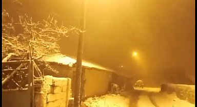 Uzunköprü'de kar yağışı ilçeyi beyaza bürüdü
