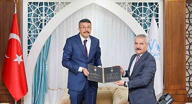 Vali Ali Çelik: "Hakkâri'nin teşvik projelerine ihtiyacı var"