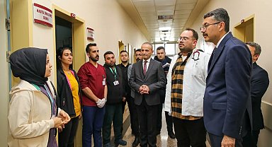 Vali Çelik, Yüksekova'da incelemelerde bulundu