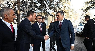 Vali Çiftçi'ye tarım brifingi