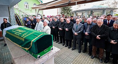 Vali Coşkun'un annesi son yolcuğuna uğurlandı
