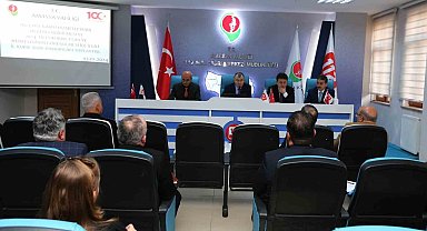Vali Doruk: "Kamu kurumlarımızın temel hedefi vatandaşlarımıza daha kaliteli, hızlı hizmet sunmak"