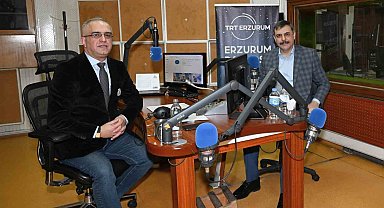 Vali Mustafa Çiftçi, TRT Erzurum Radyosu'nun canlı yayın konuğu oldu