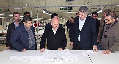 Vali Varol, tekstil fabrikalarında incelemelerde bulundu