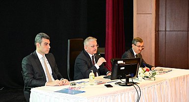 Vali Yazıcı'dan daire müdürlerine sitem