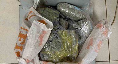 Van'da 2 kilo 701 gram esrar ele geçirildi