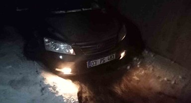 Van'da iki araç kanala uçtu: 9 yaralı
