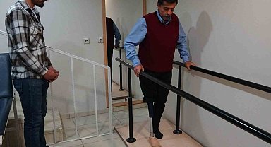 Vanlı Amcan'dan bacağı kesilen vatandaşa protez bacak