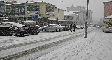 Varto'da kar yağışı