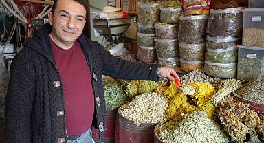Vatandaşlar şifayı aktarda arıyor