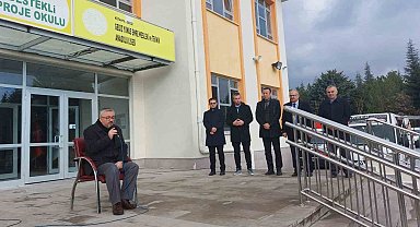 Vefat eden öğretmen için okulda lokma hayrı ve dua programı