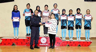 Vezirköprü'de 400 öğrenciye ödül