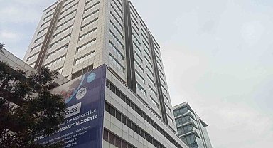 Vinç zinciri koptu, düşen 2 işçi hayatını kaybetti