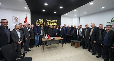 Yalova Basın Birliği'nin merkezi törenle açıldı.
