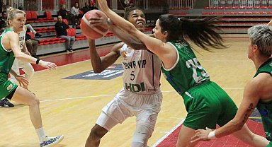 Yalova VİP, evinde Bursa Antspor'u yendi