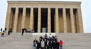 Yaşlı Meclisi Anıtkabir'de