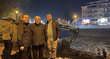 Yeni yapılacak belediye binasının temeli atıldı