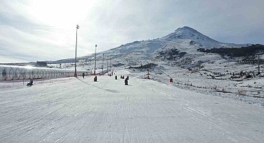 Yeni yılla Yıldız Dağı'nda kayak heyecanı başladı