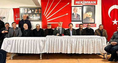 Yeniden aday gösterilmeyen başkan CHP'den istifa etti