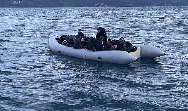 Yunan unsurlarınca ölüme terk edilen 37 kaçak göçmen kurtarıldı