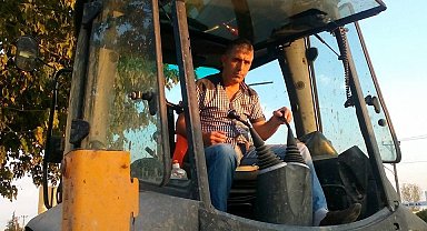 Yunanistan'ın gözaltına aldığı kepçe operatörü vefat etti