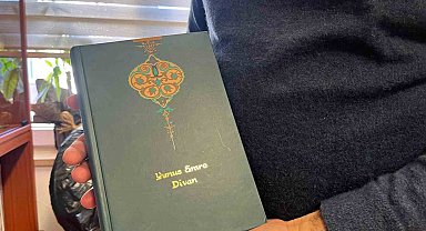 Yunus Emre isminin yazımında bitişik mi ayrı mı tartışması