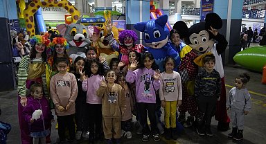 Yunusemre'de 3 gün sürecek Çocuk Şenliği başladı