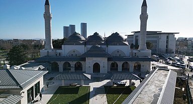 Zeytinburnu yeni eserler kazanmaya devam ediyor