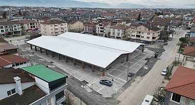 2 bin 337 metrekarelik pazar yerinin çatısı kapanıyor