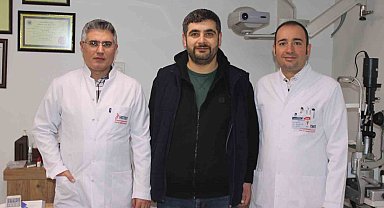 20 yıldır gözlükle yaşayan hasta lazer tedavisi ile gözlüklerinden kurtuldu